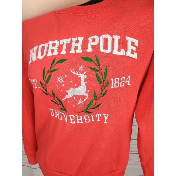 North Pole University Red Sweatshirt Size Small By State Of Mine - Picture 5 of 7